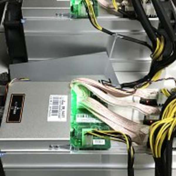 An advanced mining rig setup optimized for post-halving efficiency