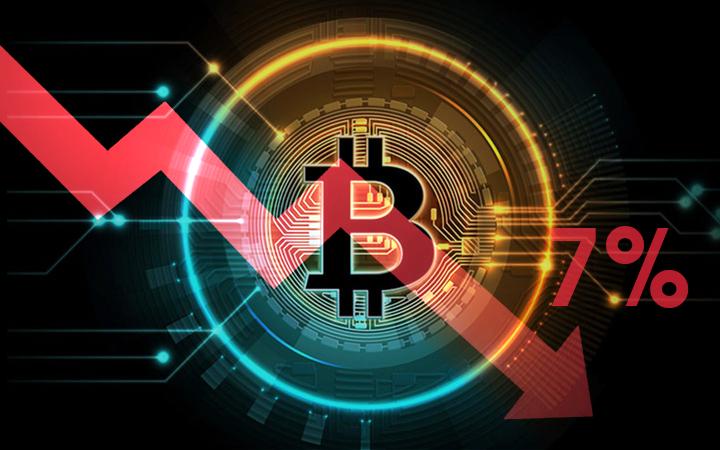 Bitcoin mining hardware in action, illustrating the parallels between Kaspa and BTC hosting efficiencies